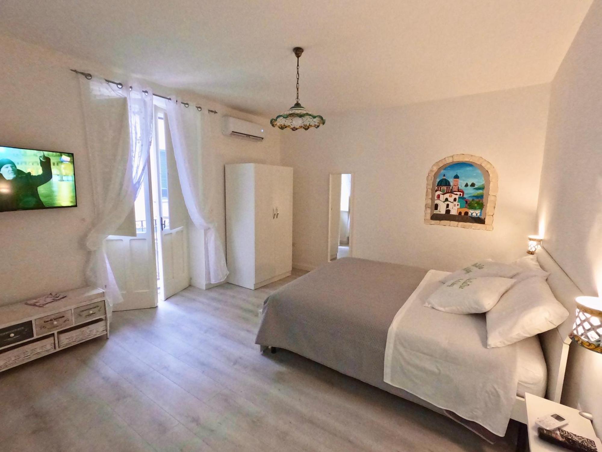 B&B Due Su Due Holiday Vietri sul Mare Exterior photo